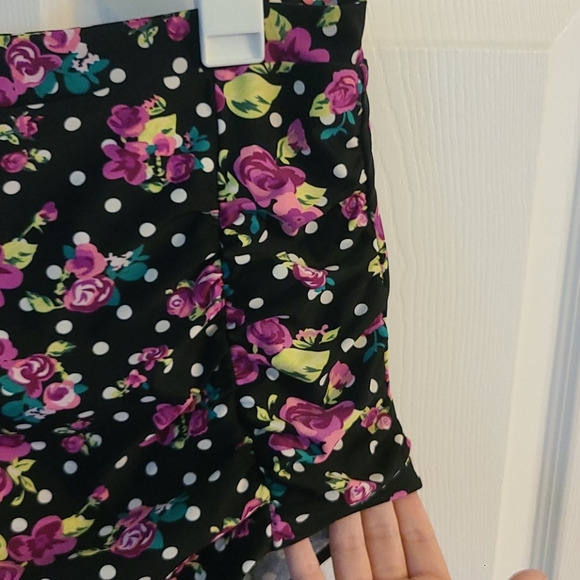 VINTAGE High Waisted Floral polkadot swim bottoms - Picture 2 of 7